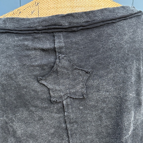 SHEIN Black Star Patch Top XL cotton star shirt - Picture 5 of 8